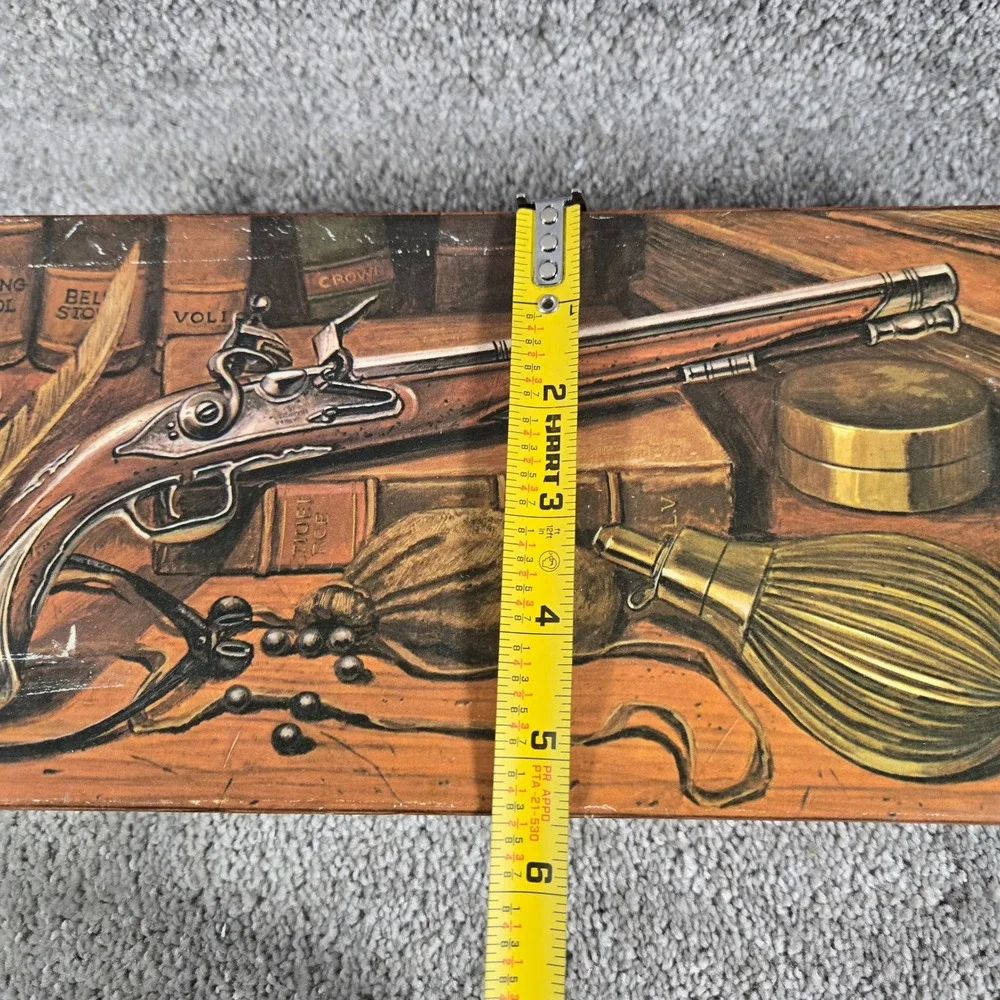 Avon Dueling Pistol 1760‎ After Shave Deep Woods Amber Glass Vintage 4oz Full